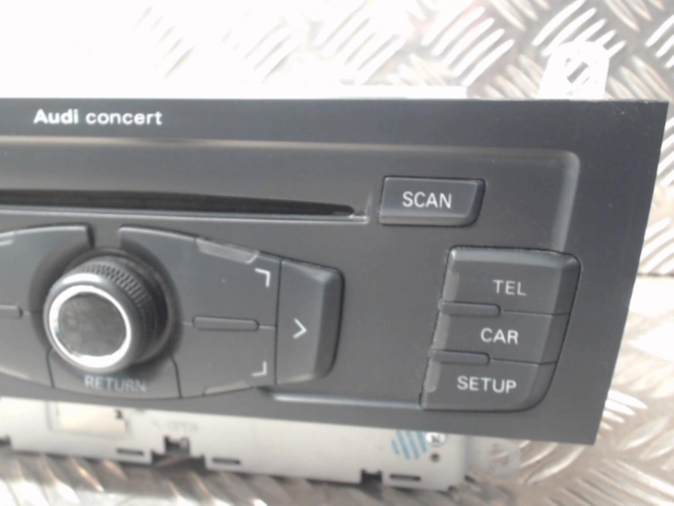 Autorradio original AUDI A4 3 AVANT PHASE 1 BREAK Diésel - 1