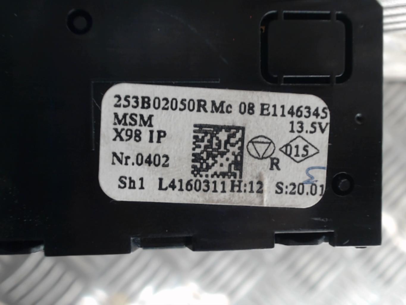 Commande GPS RENAULT CLIO 4 PHASE 1 BREAK Diesel - 1