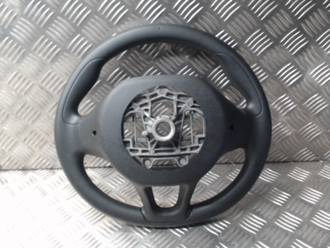 Volant PEUGEOT 208 1 PHASE 1 Essence - 1