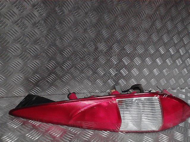 Fanale posteriore principale destro (luci) FORD MONDEO 2 BREAK Diésel - 1