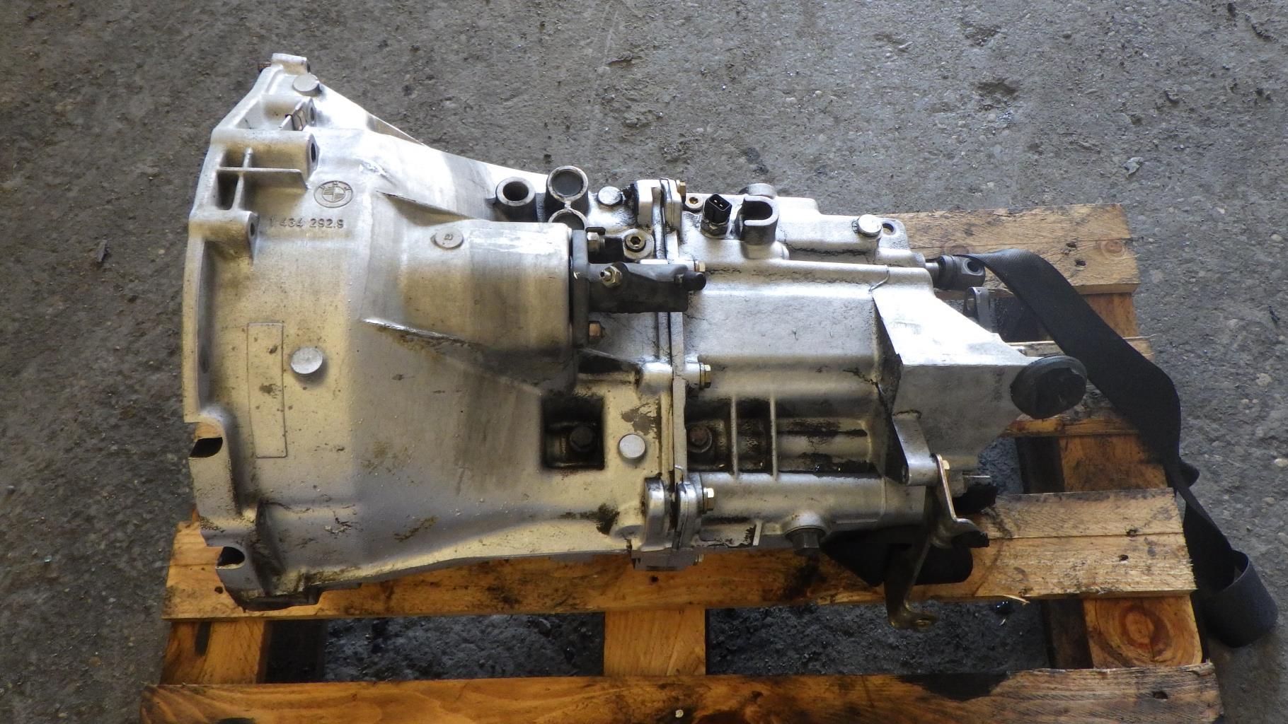 Boite de vitesses BMW SERIE 3 E36 COMPACT Essence - 1
