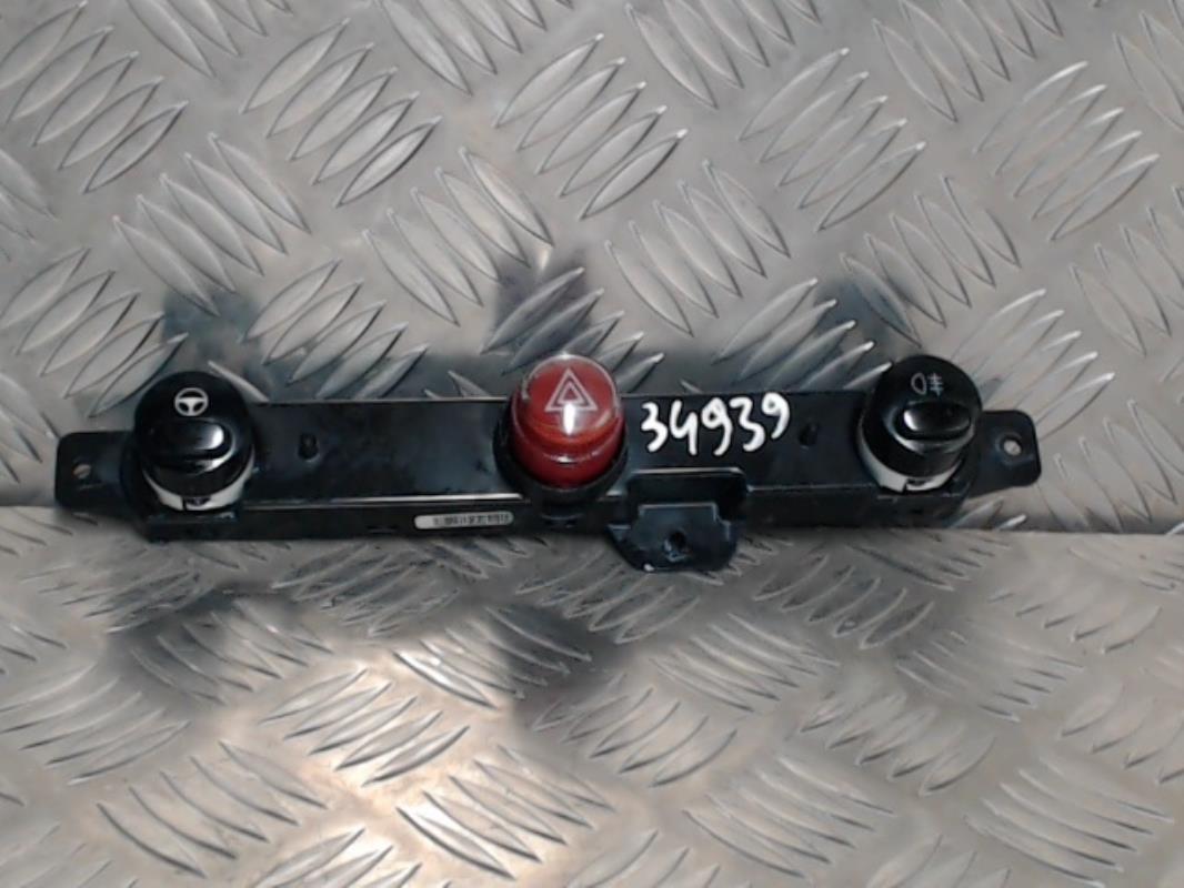 Bouton de warning FIAT 500 2 PHASE 1 Diesel - 1