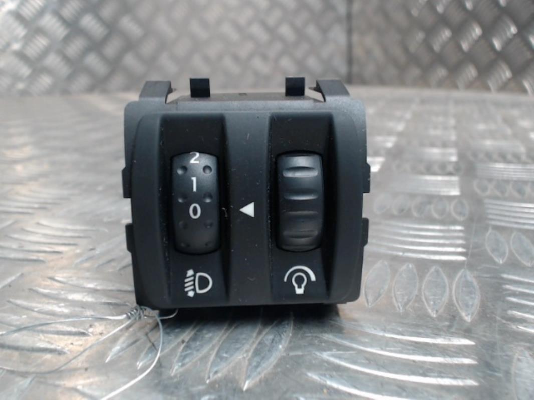Commande de reglage hauteur de phare RENAULT MEGANE 3 PHASE 1 Diesel - 1