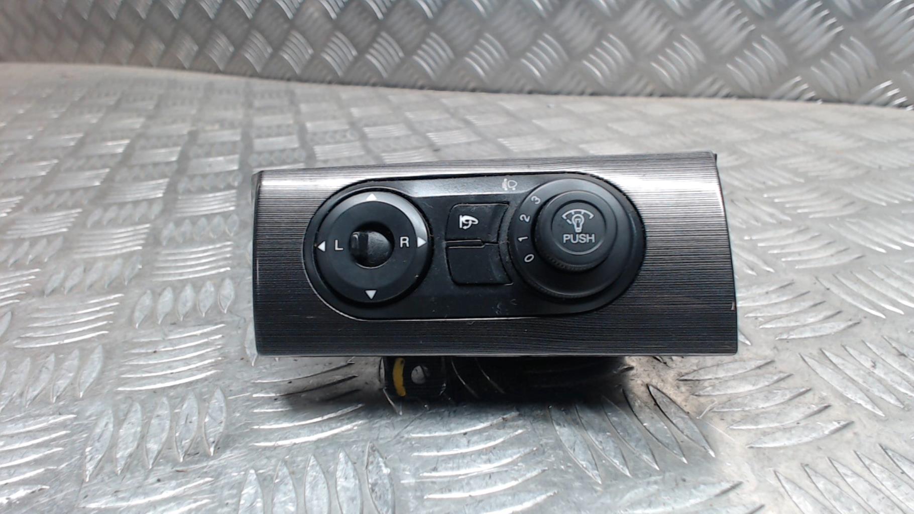 Commande retroviseurs CHEVROLET CAPTIVA PHASE 1 Diesel - 1