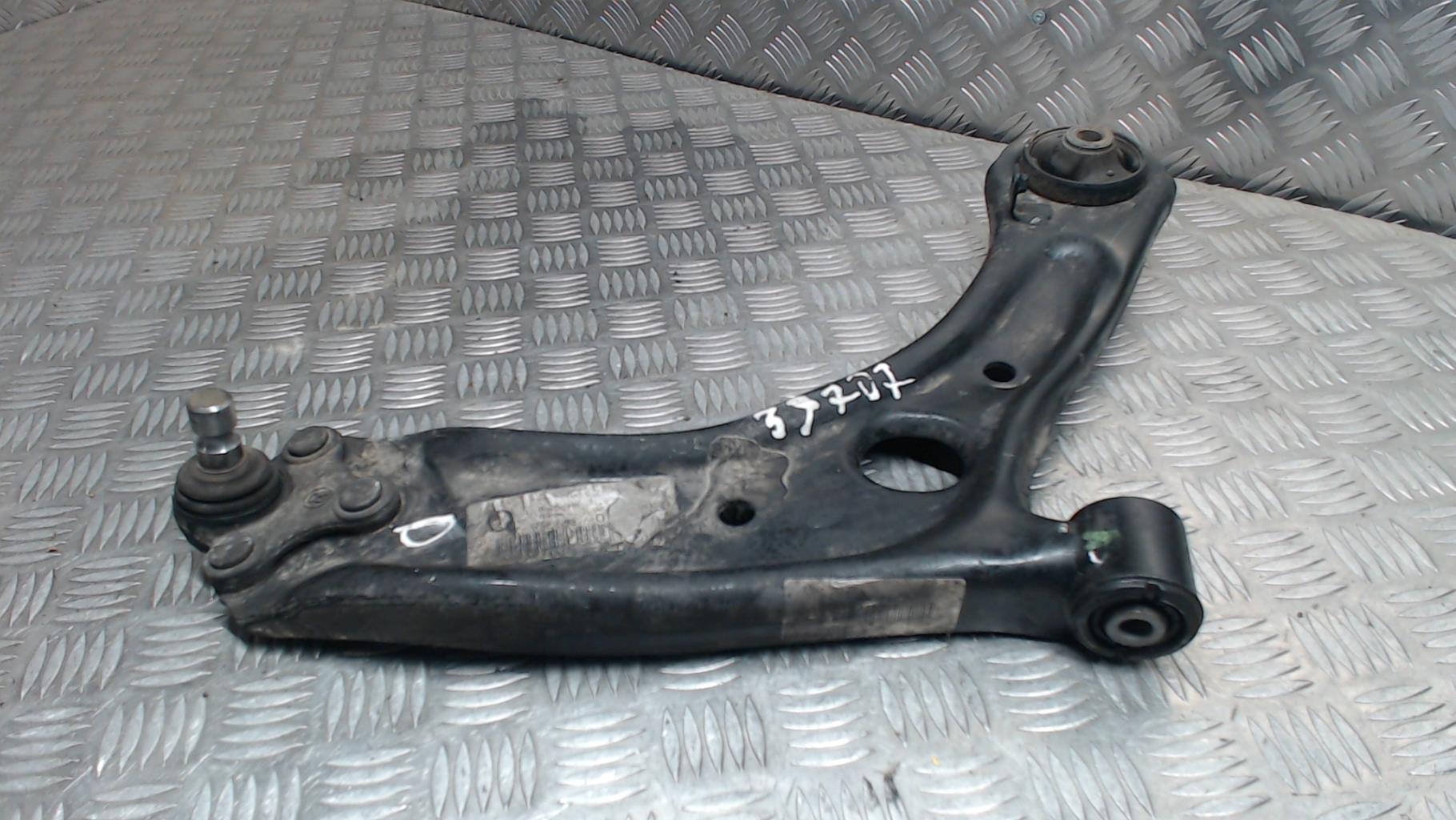 Triangle avant droit KIA SPORTAGE 4 Diesel - 1
