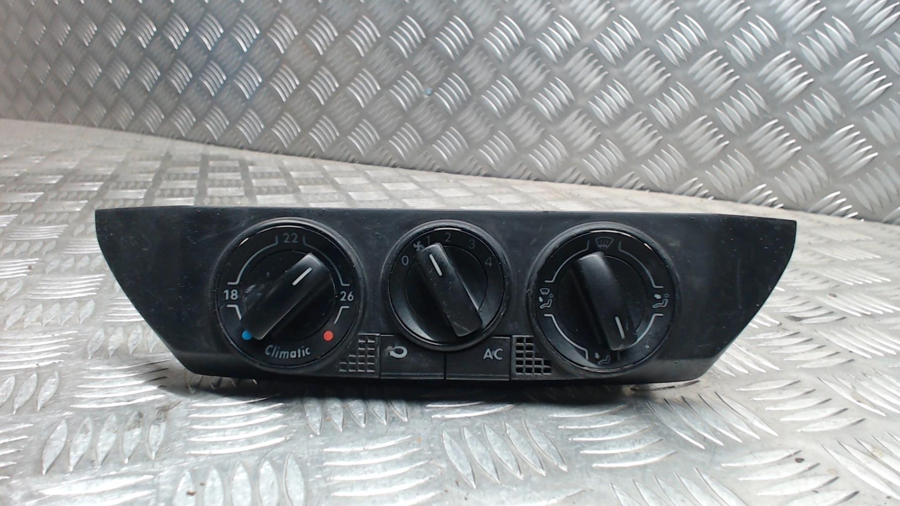 Commande chauffage VOLKSWAGEN POLO 4 PHASE 2 Diesel - 1