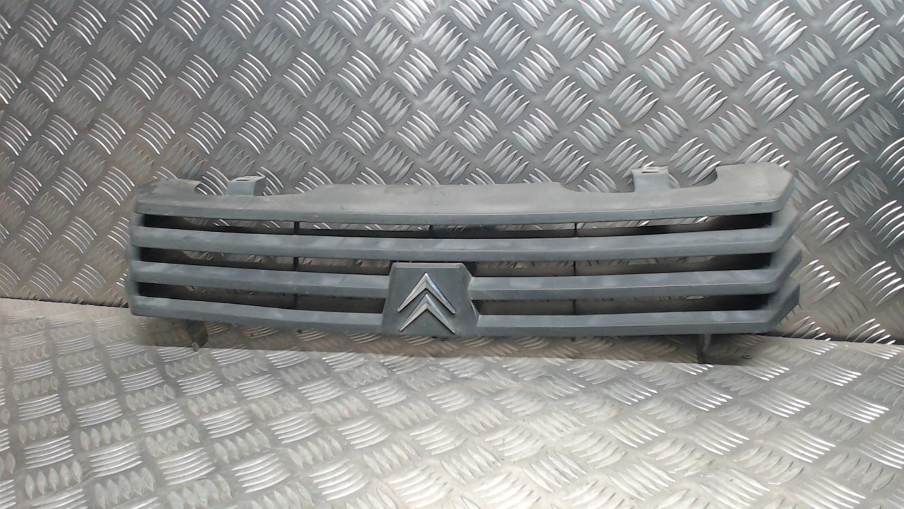 Calandre CITROEN C15 Diesel - 1