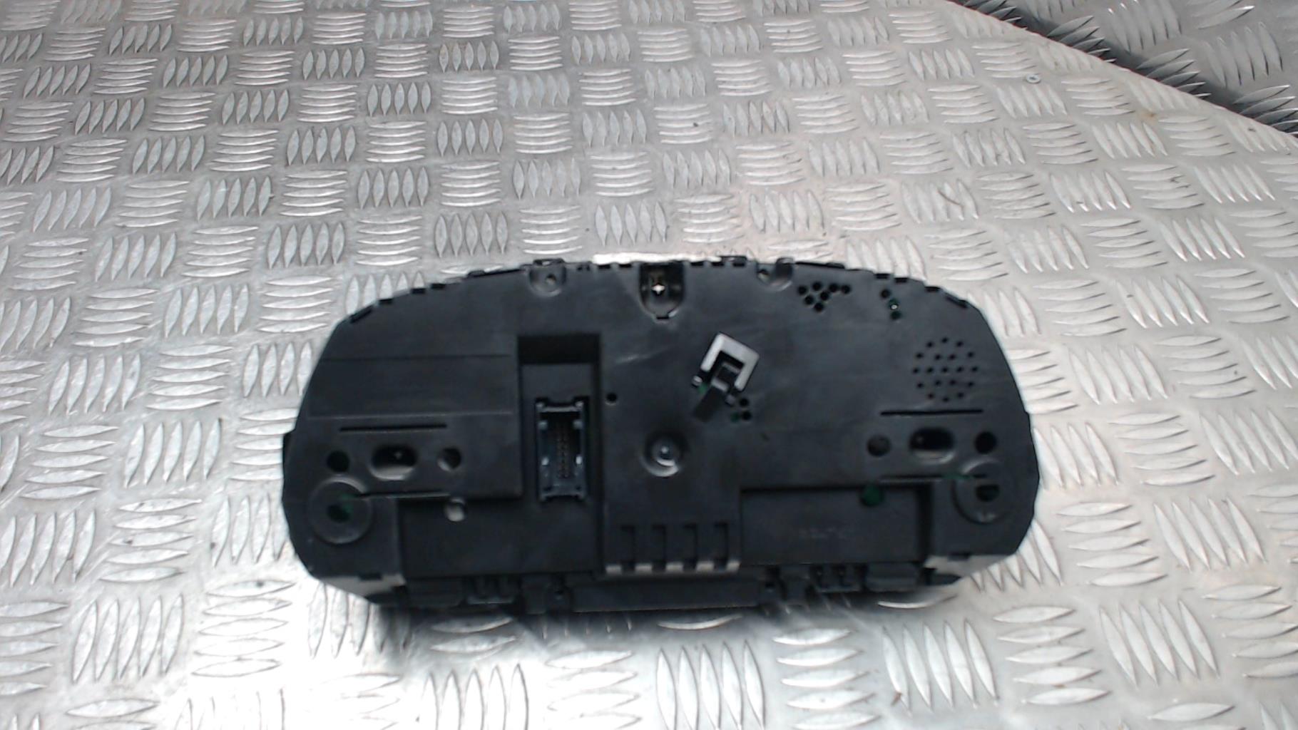 Compteur BMW SERIE 1 E87 PHASE 1 Diesel - 1