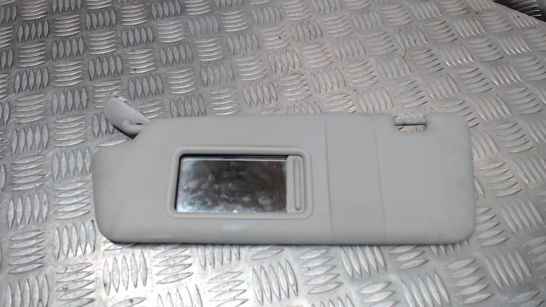 Pare soleil gauche AUDI A4 2 PHASE 2 Diesel - 1