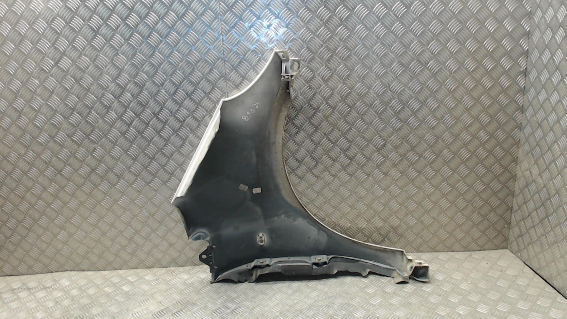 Parafango anteriore sinistro MERCEDES CLASSE A 168 PHASE 1 Gasolina - 1