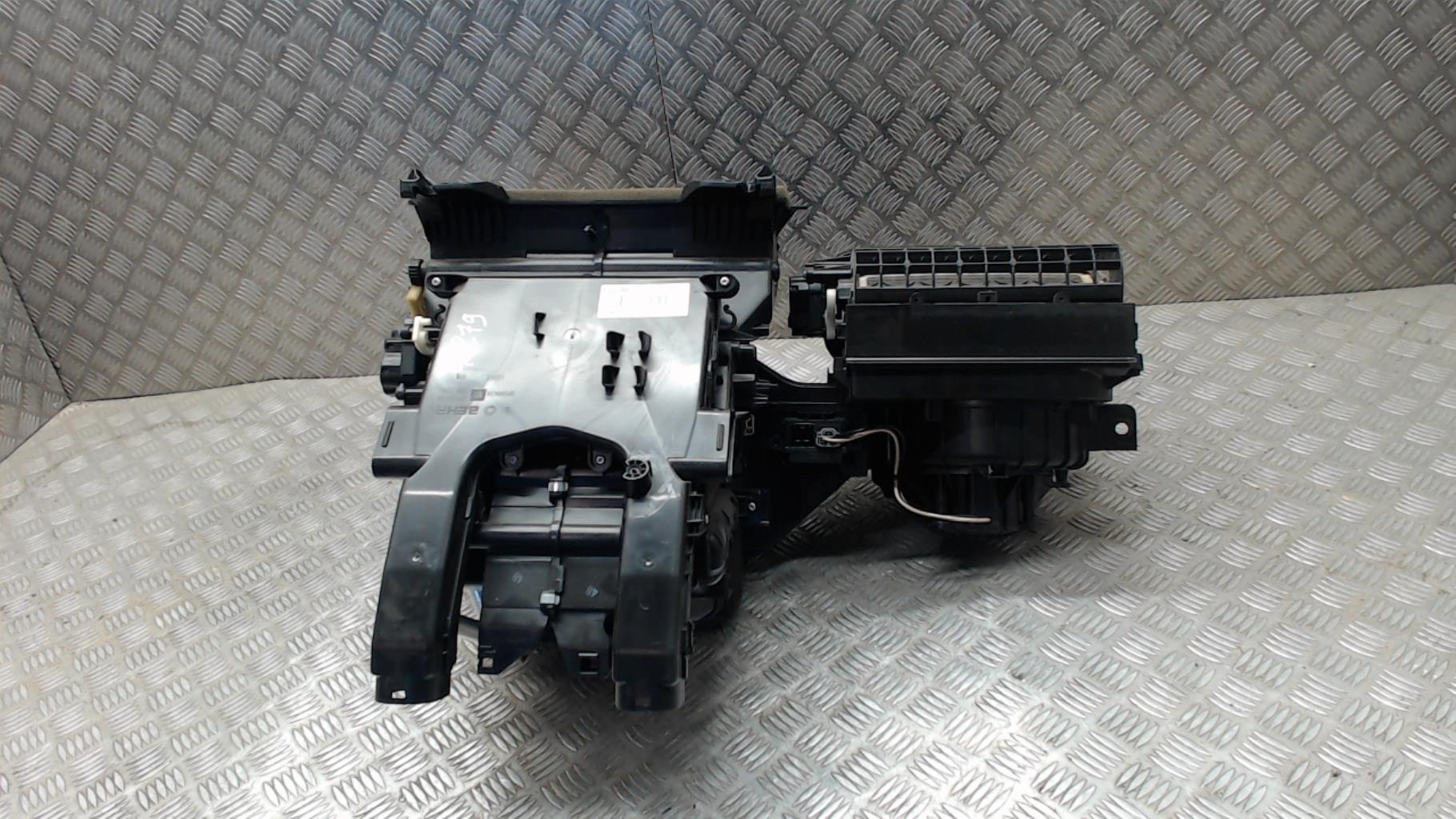 Bloc chauffage OPEL ASTRA J PHASE 1 Diesel - 1