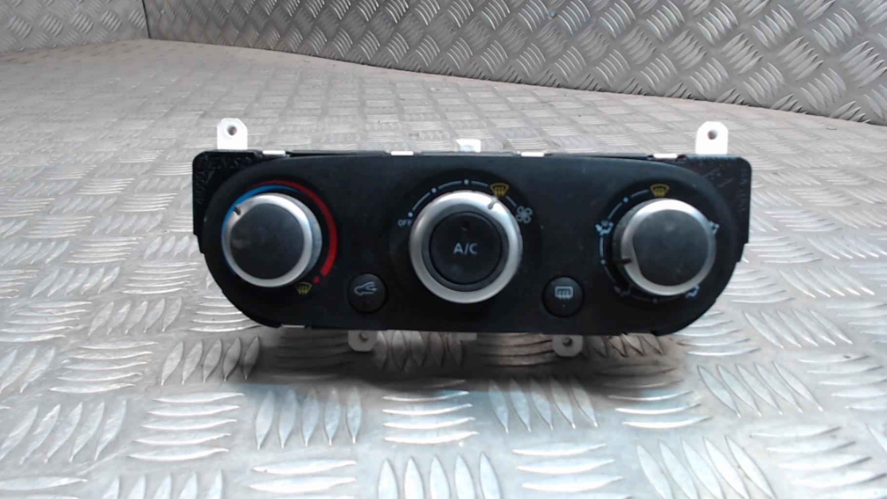 Comandi riscaldamento RENAULT CLIO 4 PHASE 1 Diésel - 1