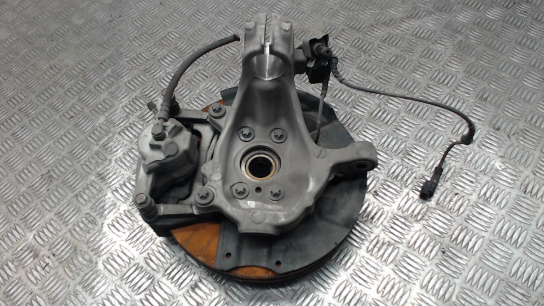 Moyeu avant droit RENAULT SCENIC 4 Diesel - 1