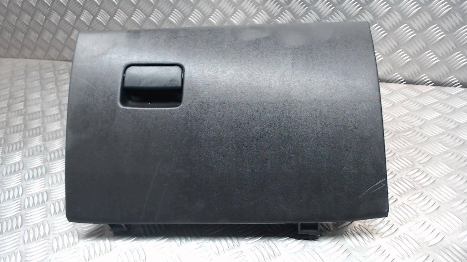 Boite a gants MITSUBISHI ASX PHASE 2 Diesel - 1