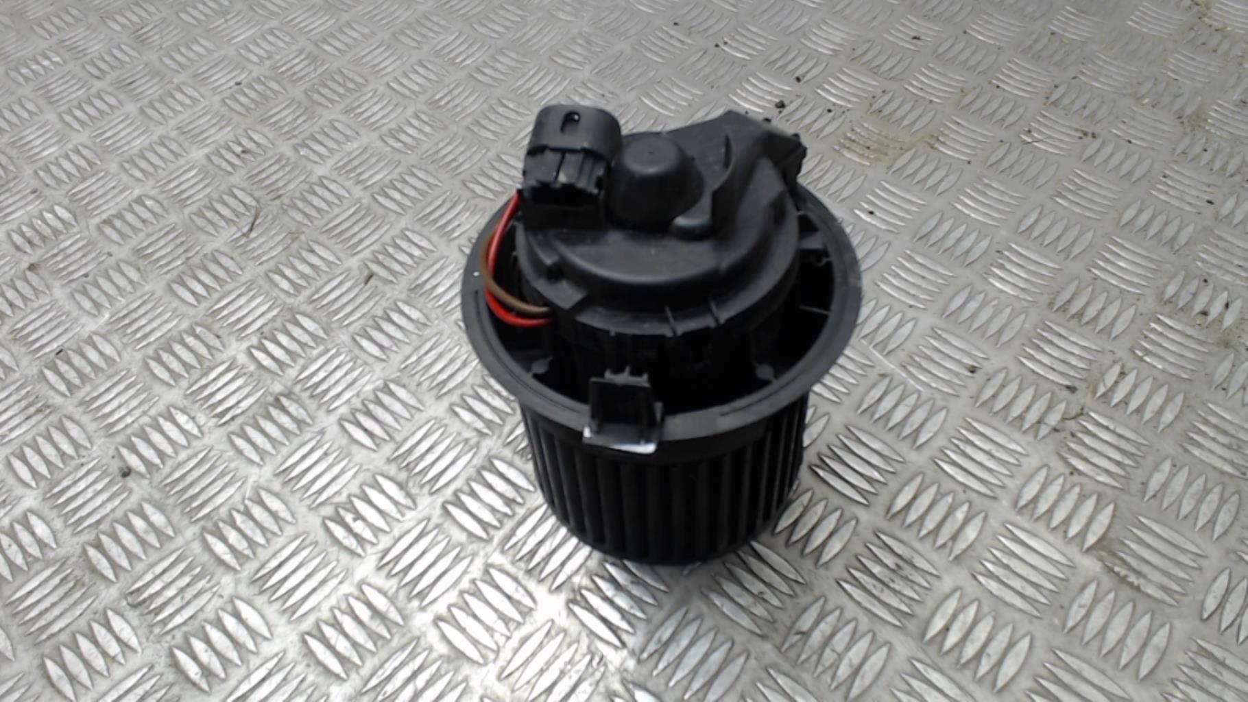 Pulseur d'air RENAULT CLIO 4 PHASE 1 Diesel - 1