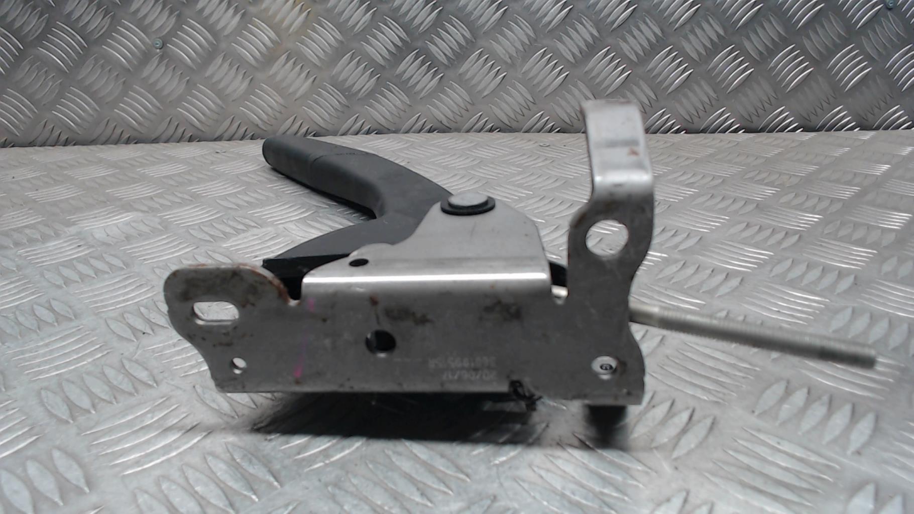 Levier frein à main RENAULT CLIO 4 PHASE 2 Diesel - 1