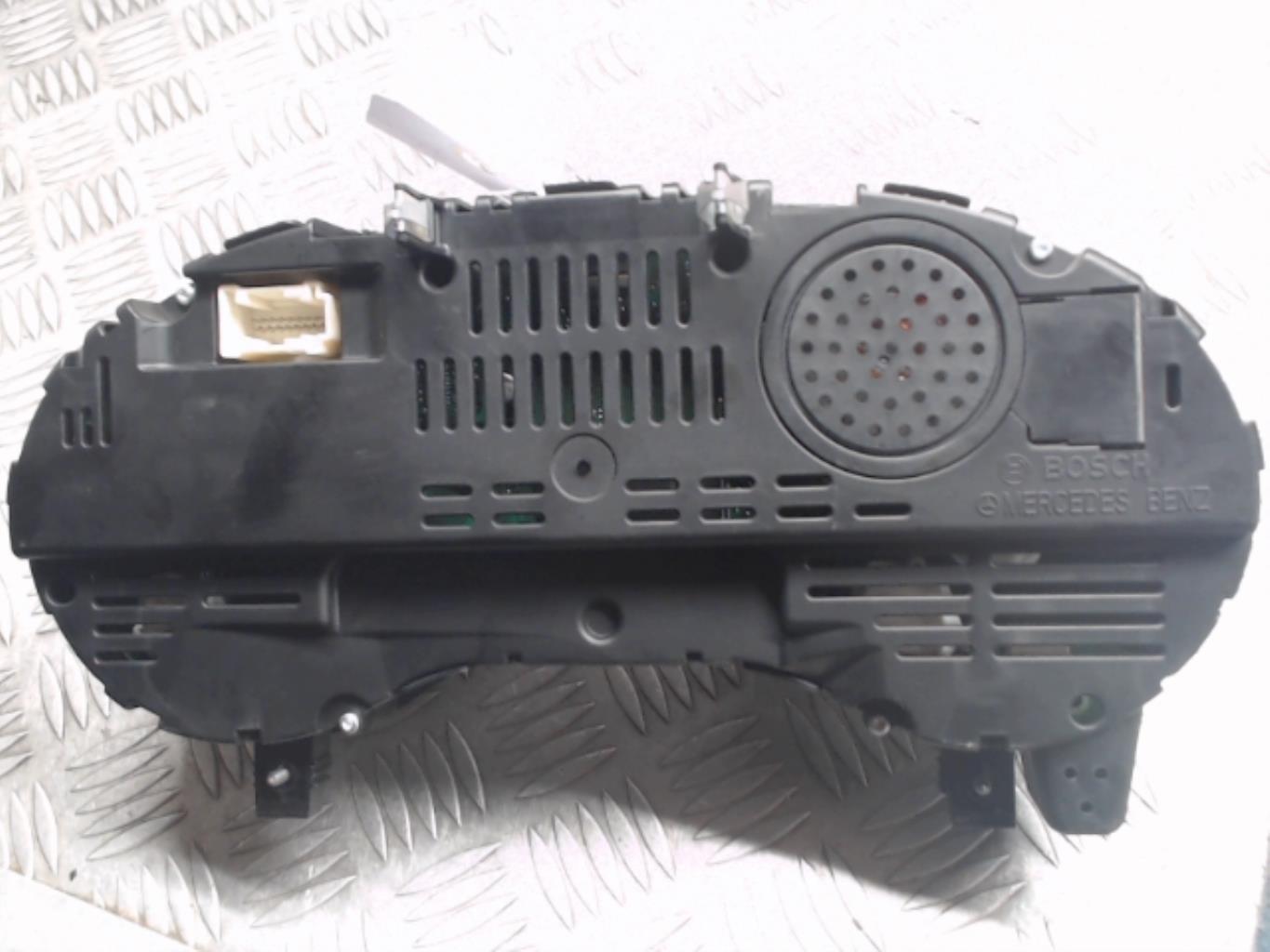 Compteur MERCEDES CLASSE M 166 Diesel - 1