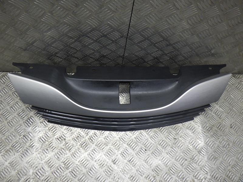 Calandre RENAULT LAGUNA 2 PHASE 1  - 1