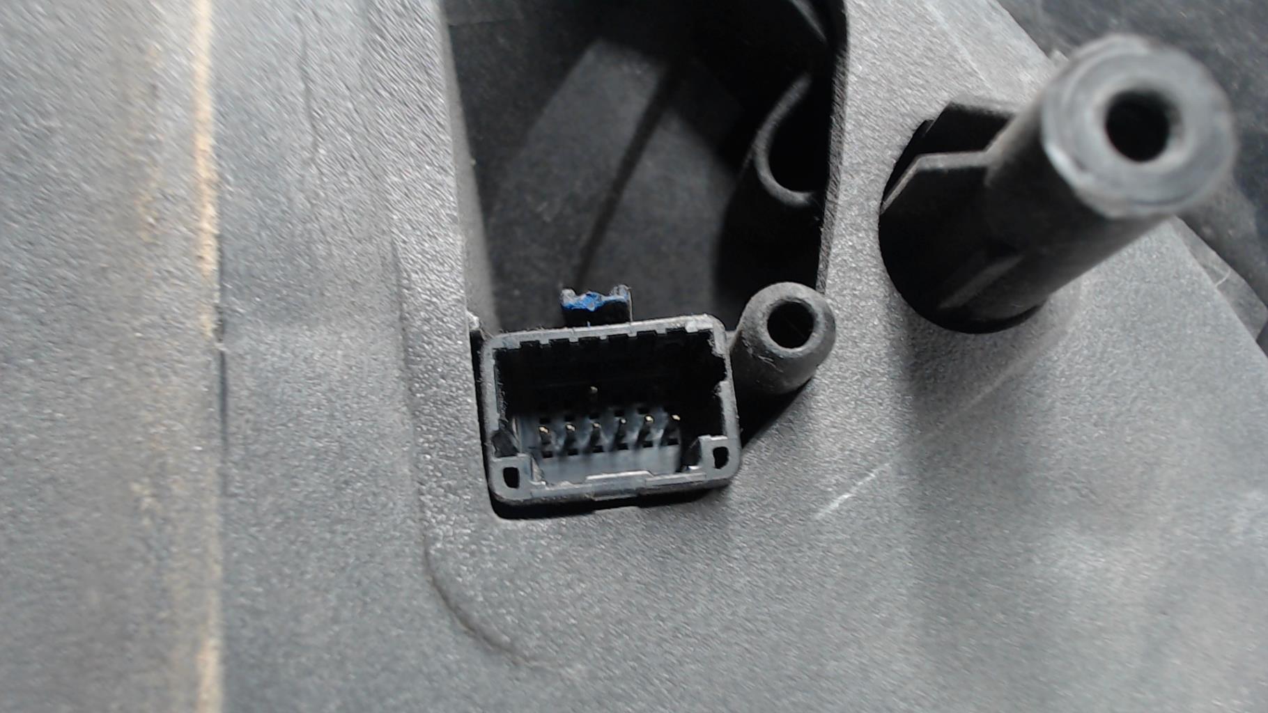 Retrovisor derecho RENAULT CLIO 3 PHASE 1 Diésel - 1