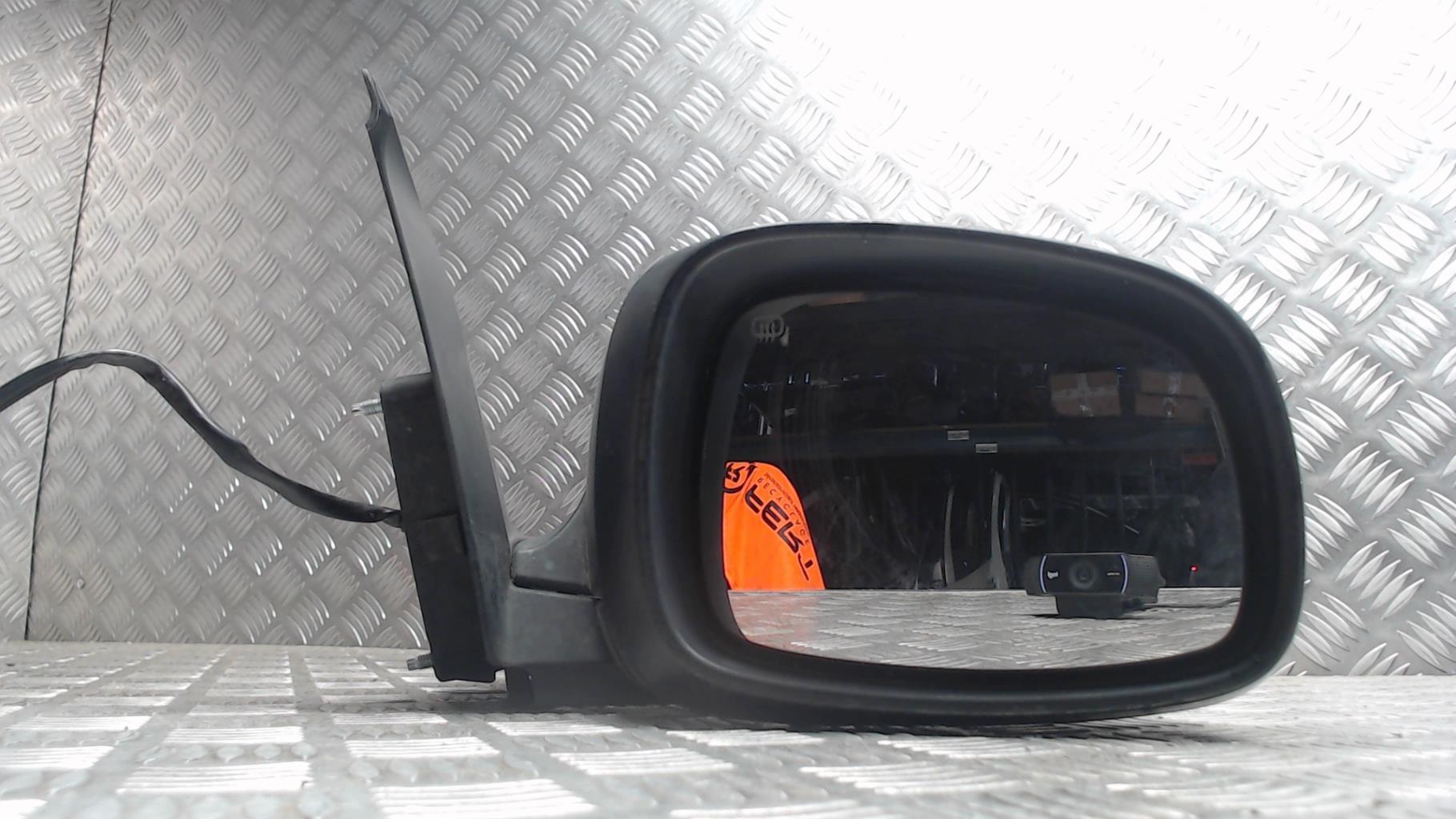 Retrovisor derecho SUZUKI SWIFT 3 Gasolina - 1