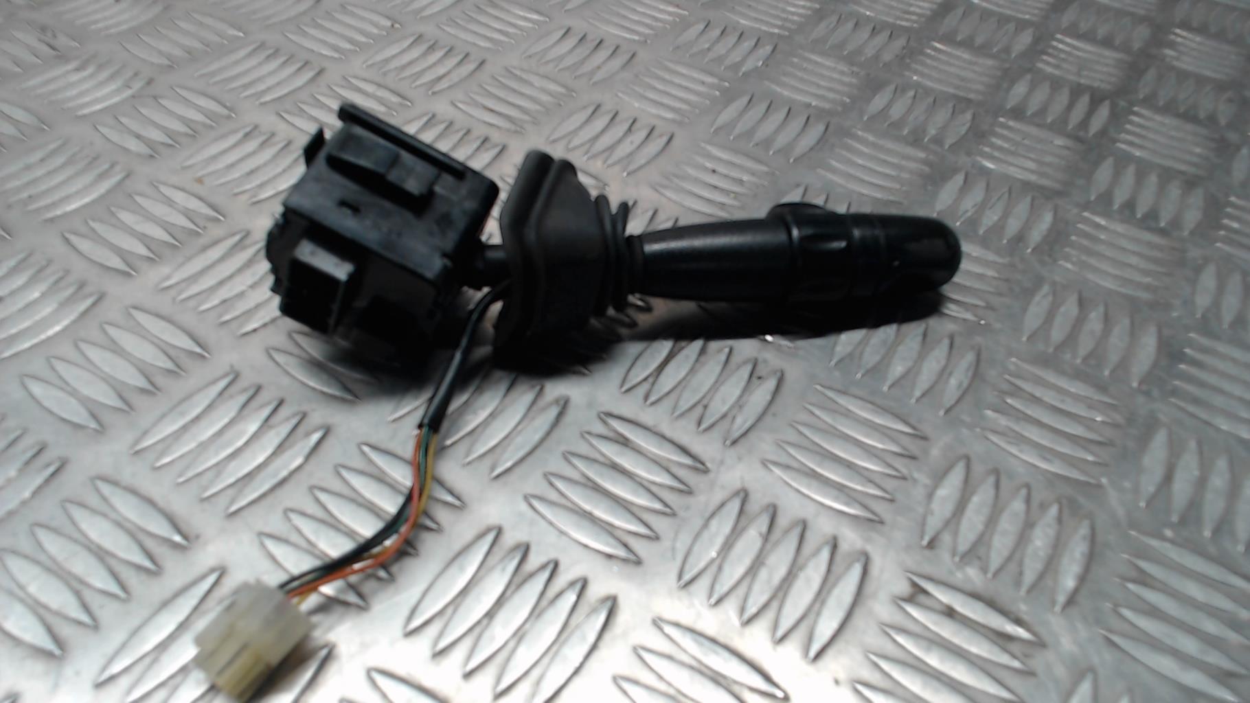 Commodo phare CHEVROLET SPARK PHASE 1 Essence - 1
