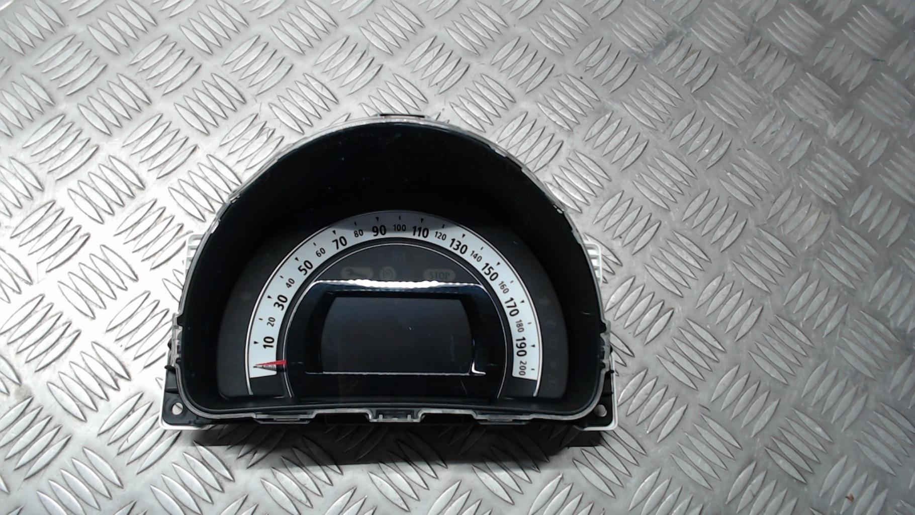 Compteur RENAULT TWINGO 3 PHASE 1 Essence - 1