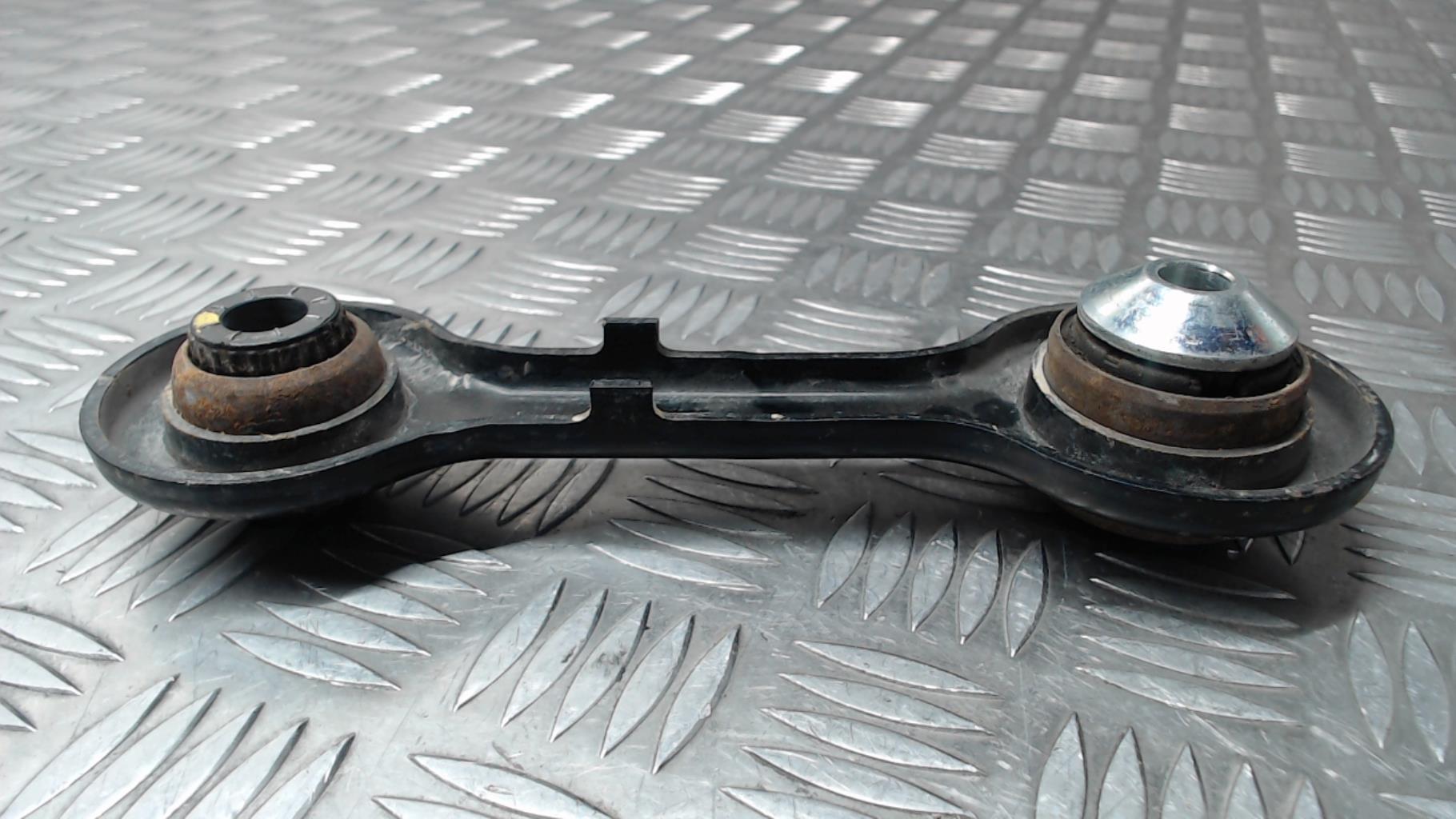 Barra di reazione posteriore destro FORD MUSTANG 7 COUPE Gasolina - 1