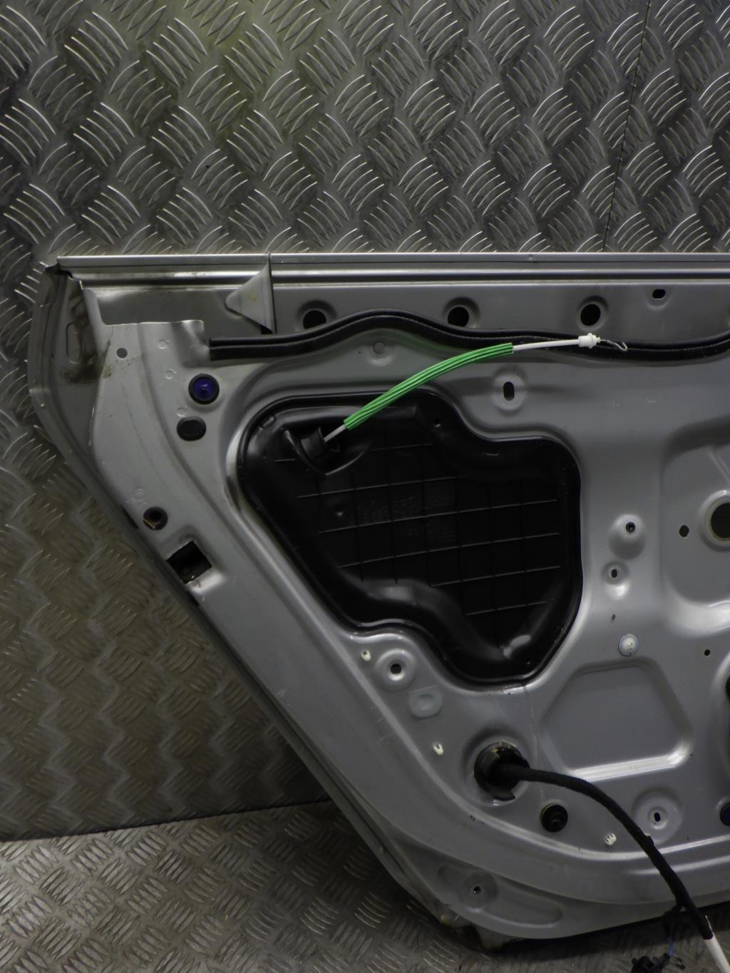 Puerta trasera izquierda AUDI A3 2 SPORTBACK PHASE 1  - 1