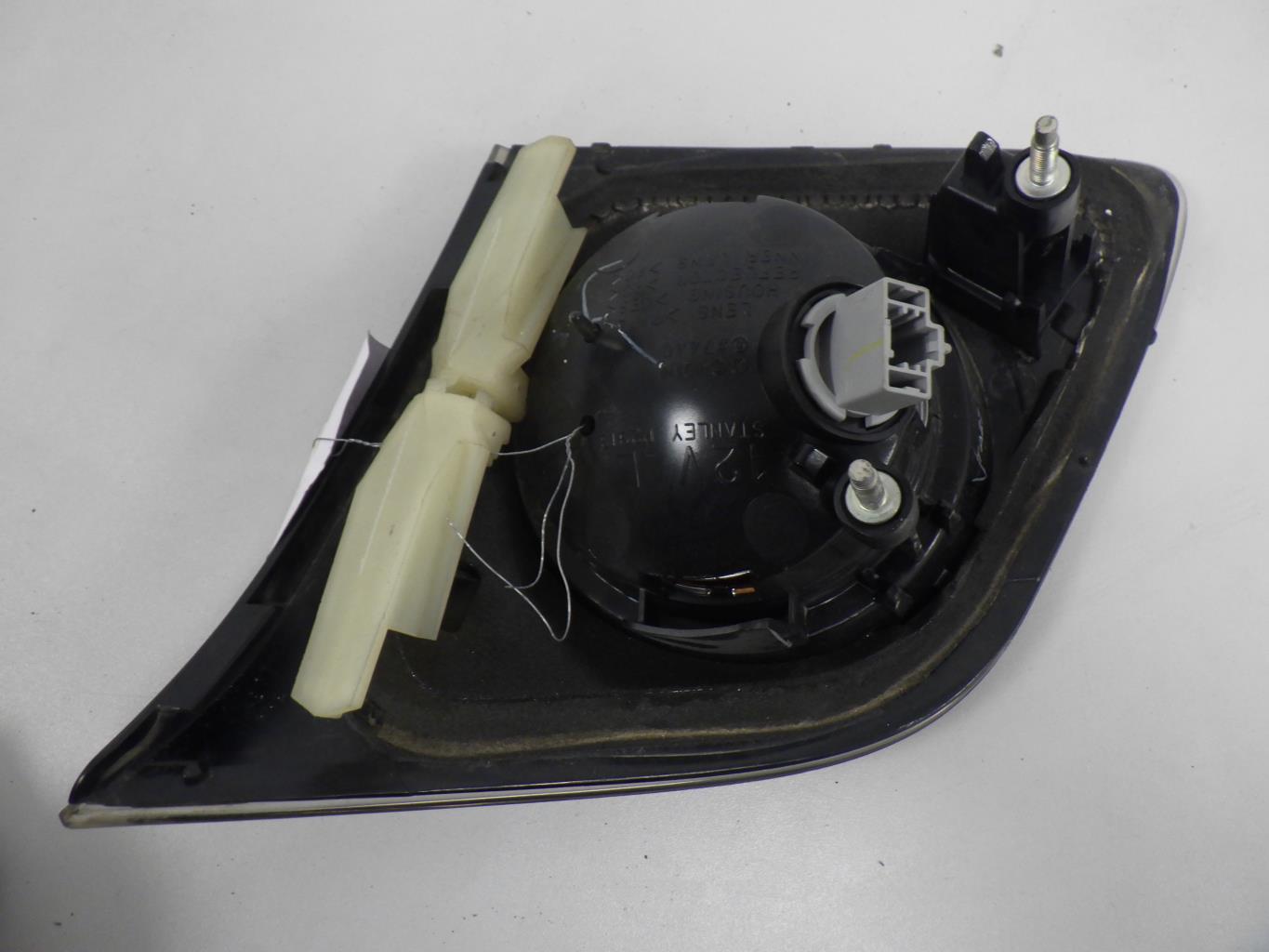 Feu arriere secondaire gauche (feux) MAZDA 3 1 PHASE 1 Diesel - 1