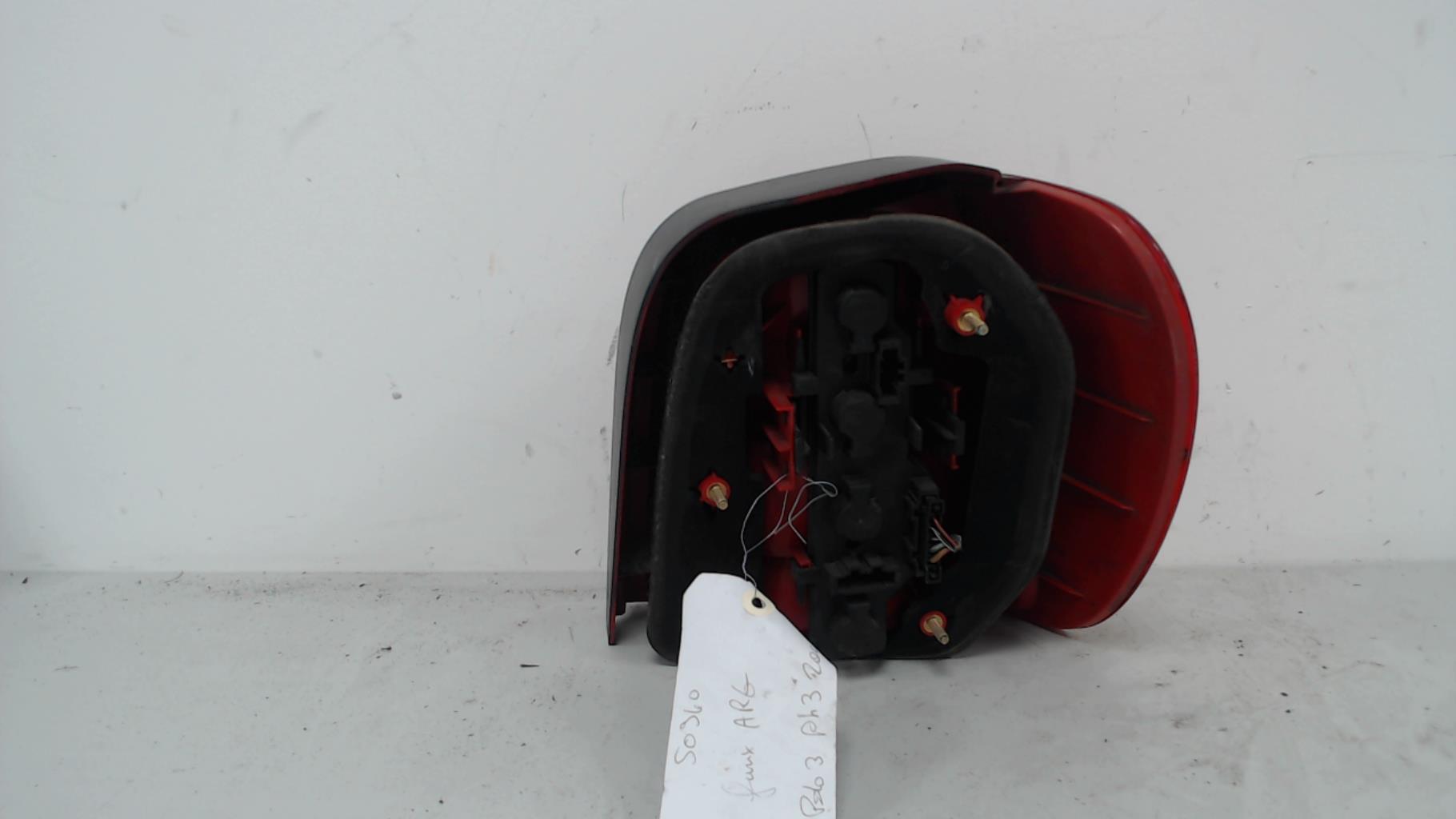 Fanale posteriore principale sinistro (luci) VOLKSWAGEN POLO 3 PHASE 2 Gasolina - 1