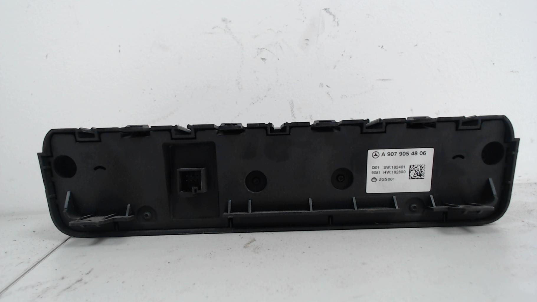 Commande chauffage MERCEDES SPRINTER 3 Diesel - 1