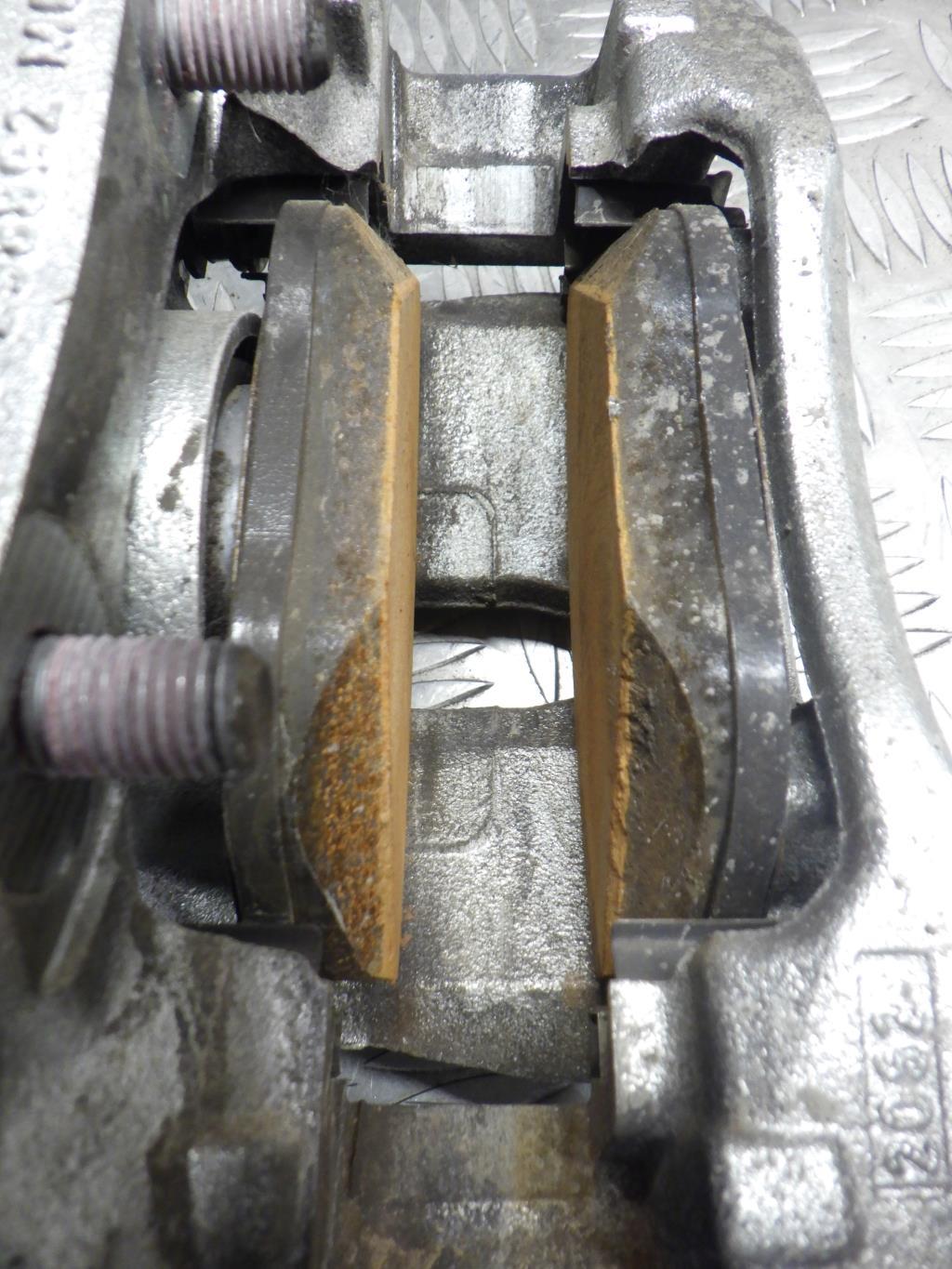 Pinza freni anteriore destra PEUGEOT 208 2 Diésel - 1