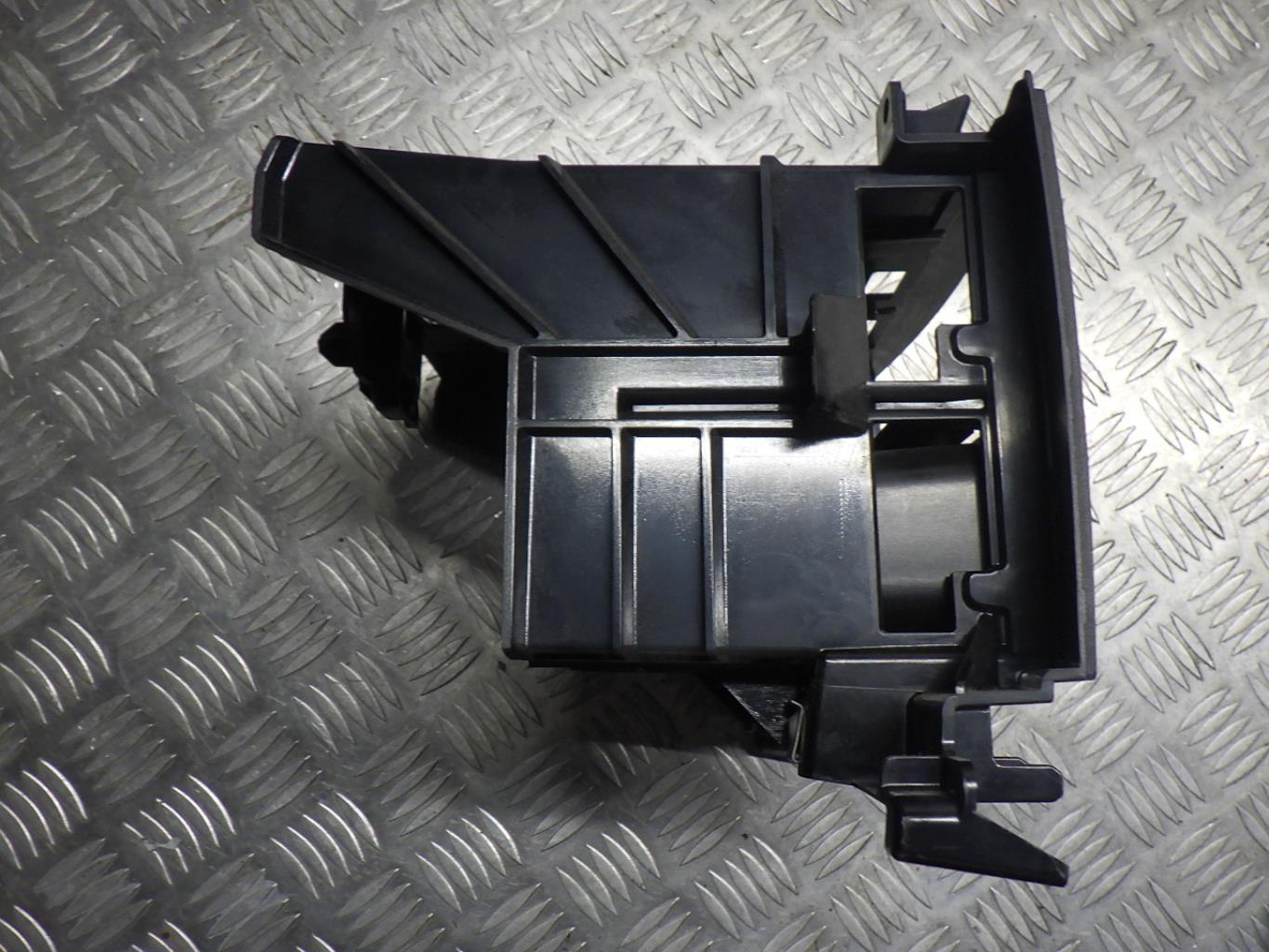 Facade autoradio VOLKSWAGEN CRAFTER 1 PHASE 1 Diesel - 1