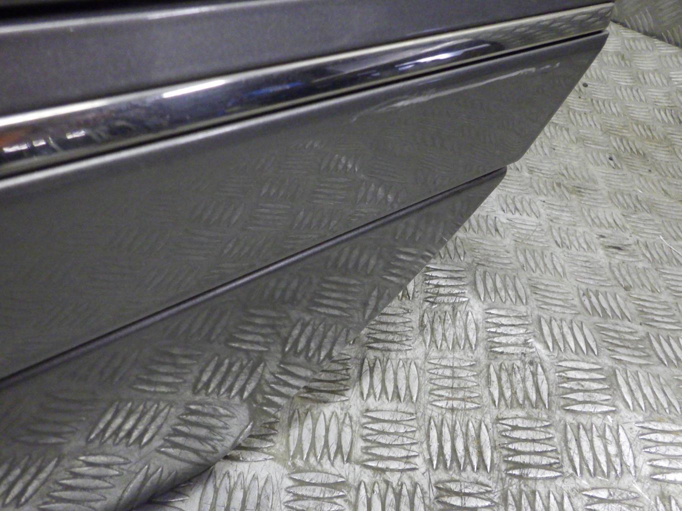 Portiera posteriore sinistra MERCEDES CLASSE B 245 PHASE 1  - 1