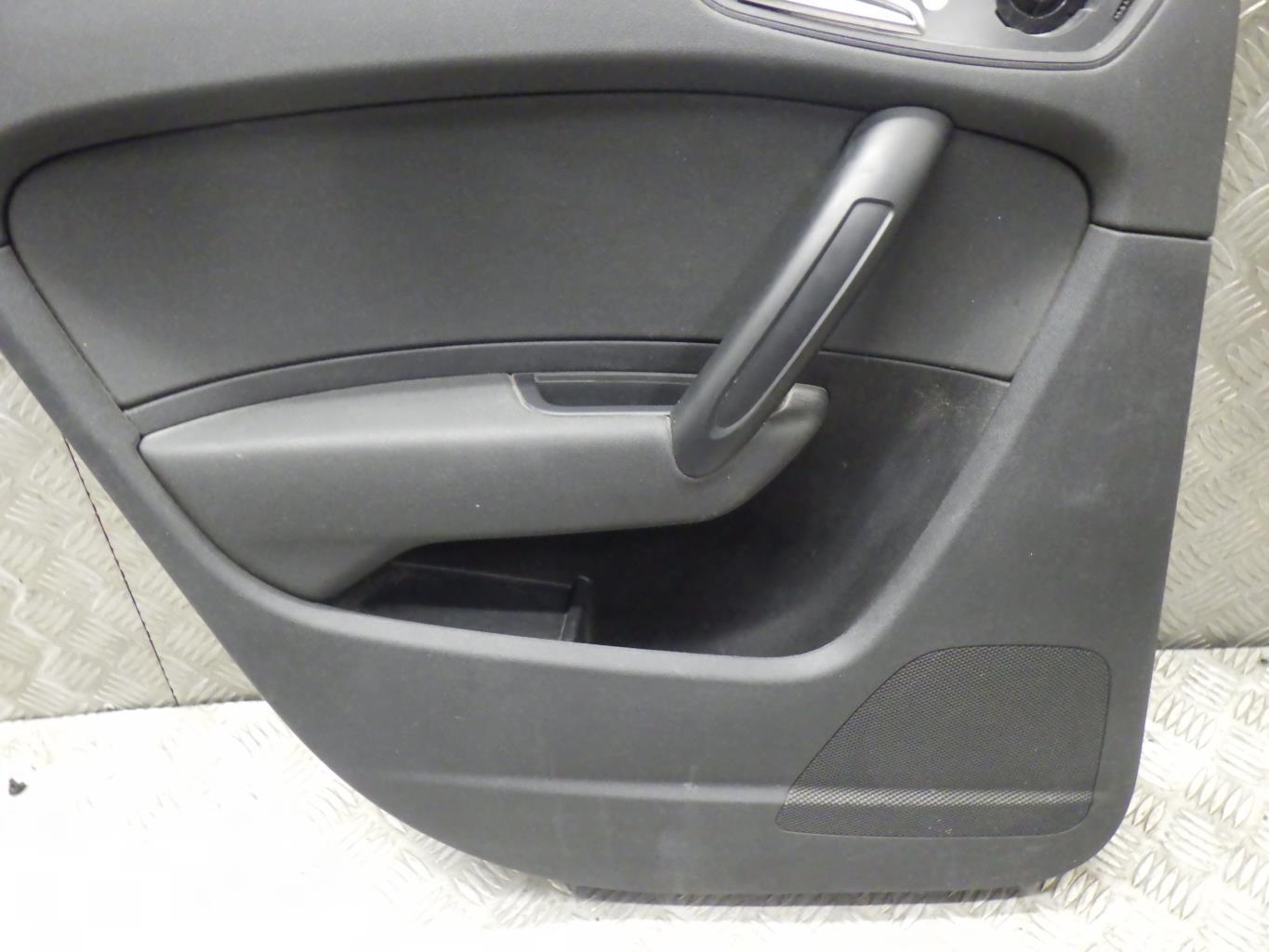 Guarnizione portiera anteriore sinistra AUDI A1 1 SPORTBACK PHASE 1  - 1