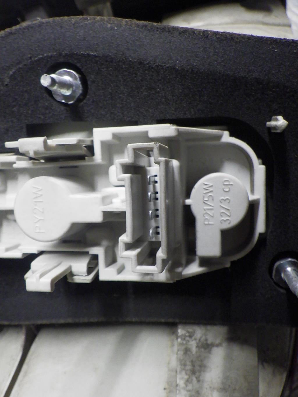 Fanale posteriore principale destro (luci) MERCEDES CLASSE B 245 PHASE 1  - 1