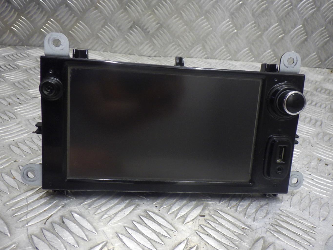 Ecran GPS RENAULT CLIO 4 PHASE 1 Diesel - 1