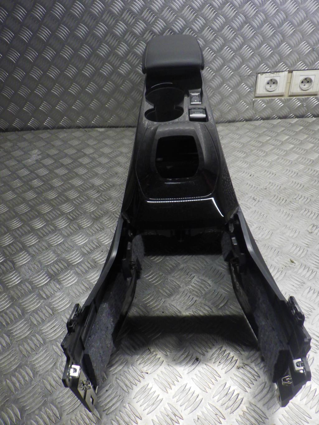 Consolle centrale (interno in plastica) PEUGEOT 2008 2 Gasolina - 1