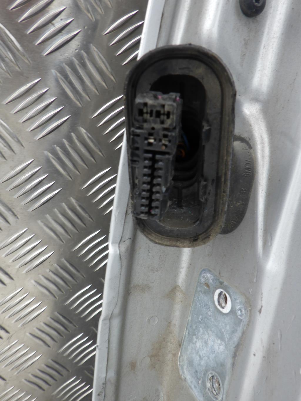 Puerta trasera derecha AUDI A3 2 SPORTBACK PHASE 1  - 1