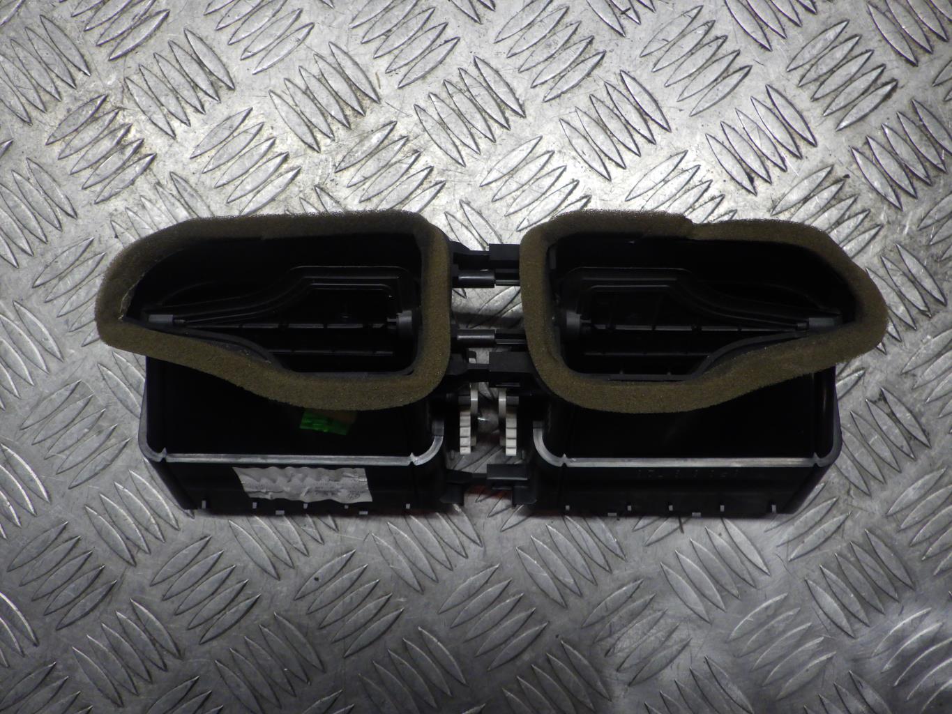 Bocchetta aerazione cruscotto VOLKSWAGEN POLO 5 PHASE 1  - 1