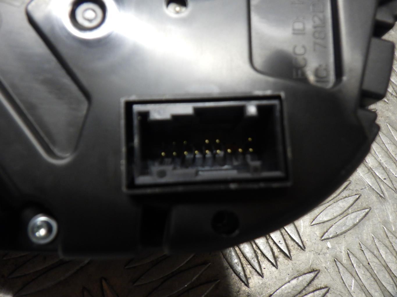 Compteur VOLKSWAGEN POLO 5 PHASE 2  - 1