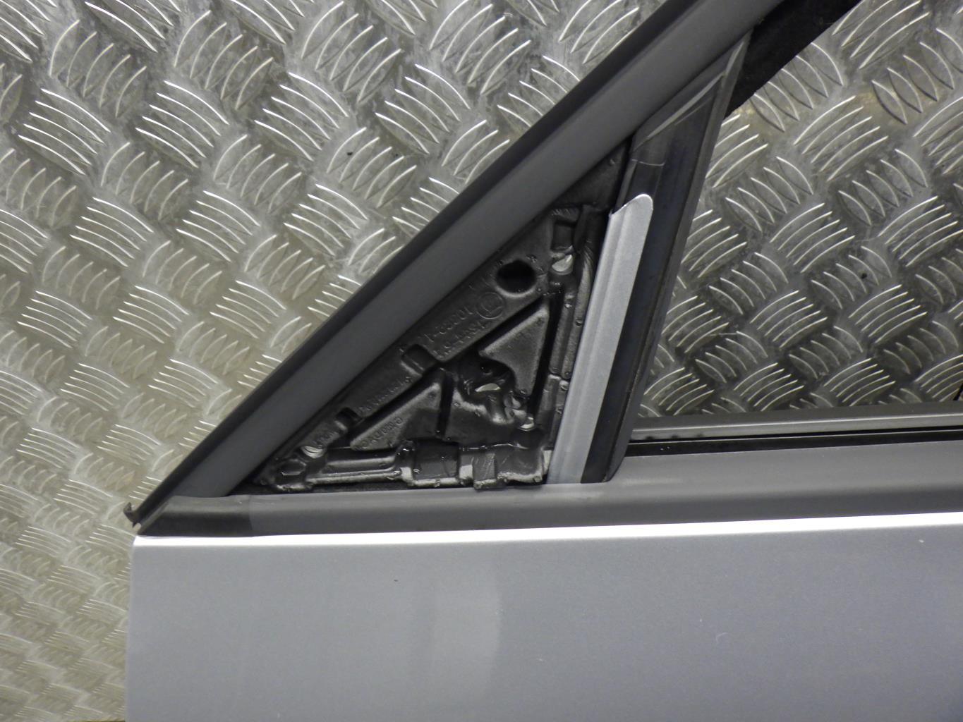 Portiera anteriore sinistra SKODA FABIA 2 PHASE 2  - 1