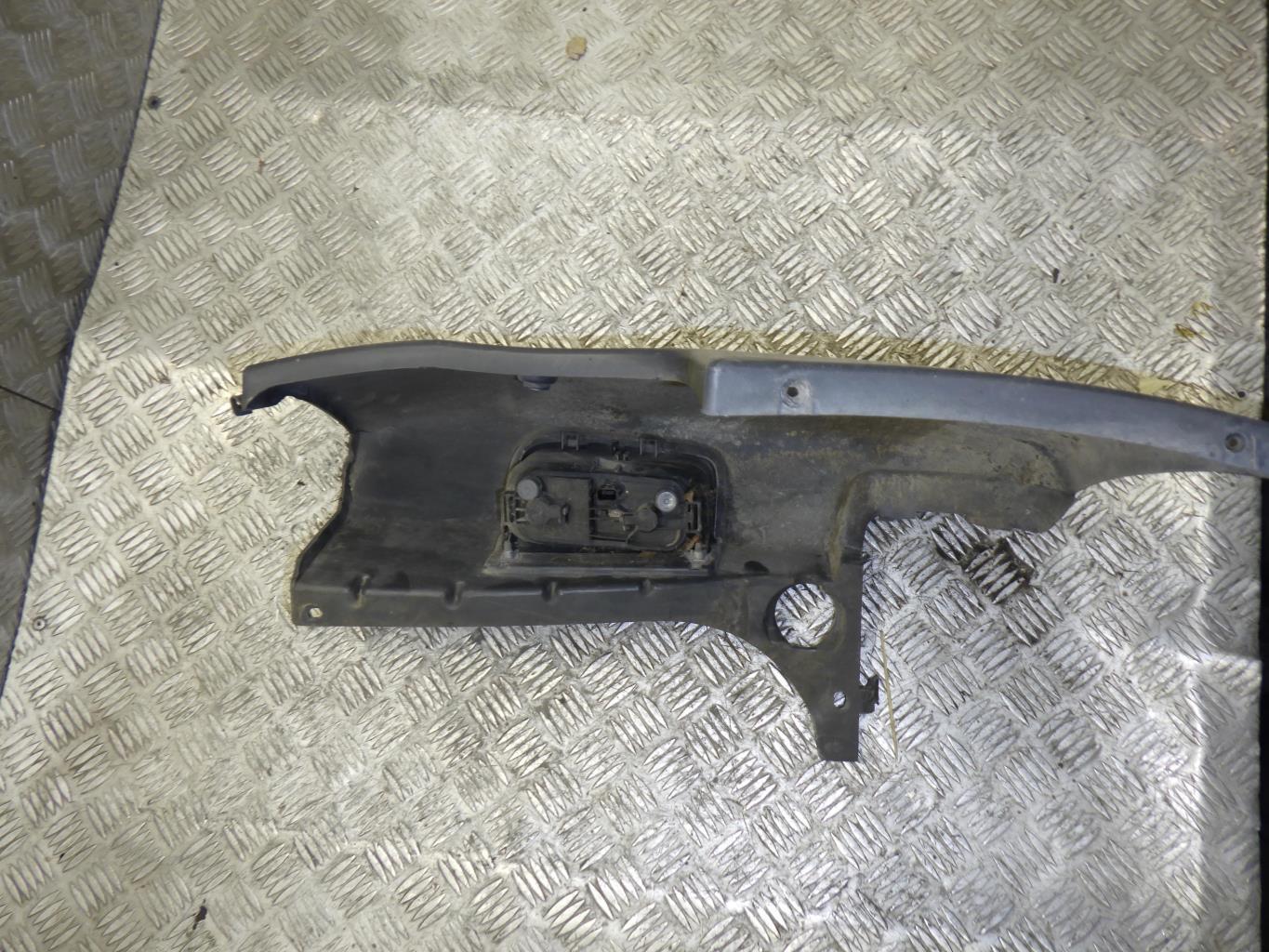 Crosse arriere gauche RENAULT TRAFIC 2 PHASE 1  - 1