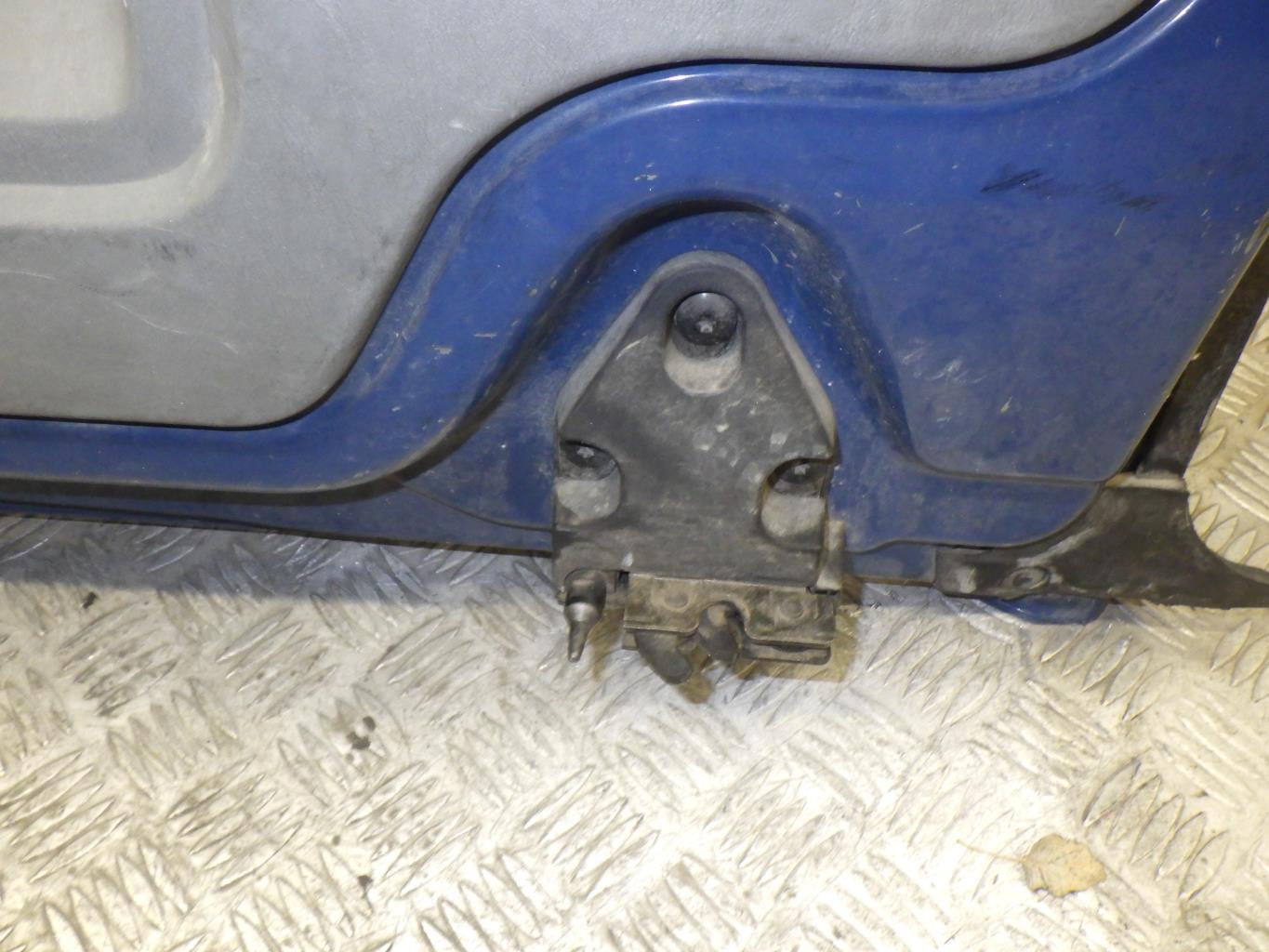 Puerta del maletero derecha RENAULT TRAFIC 2 PHASE 1  - 1