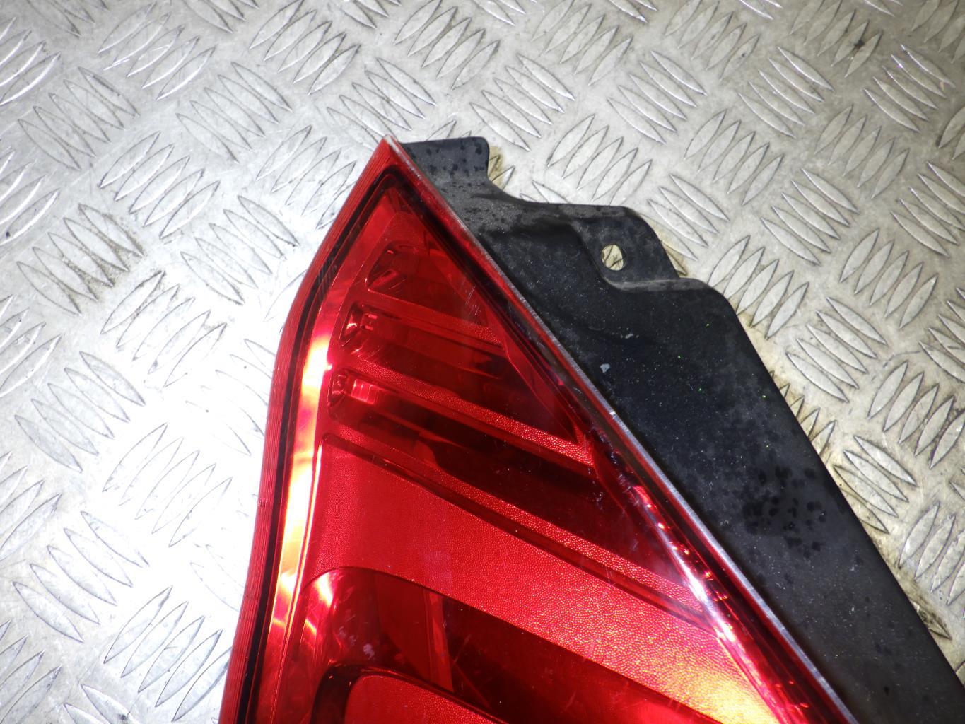 Fanale posteriore principale sinistro (luci) FORD FIESTA 6 PHASE 2 Gasolina - 1