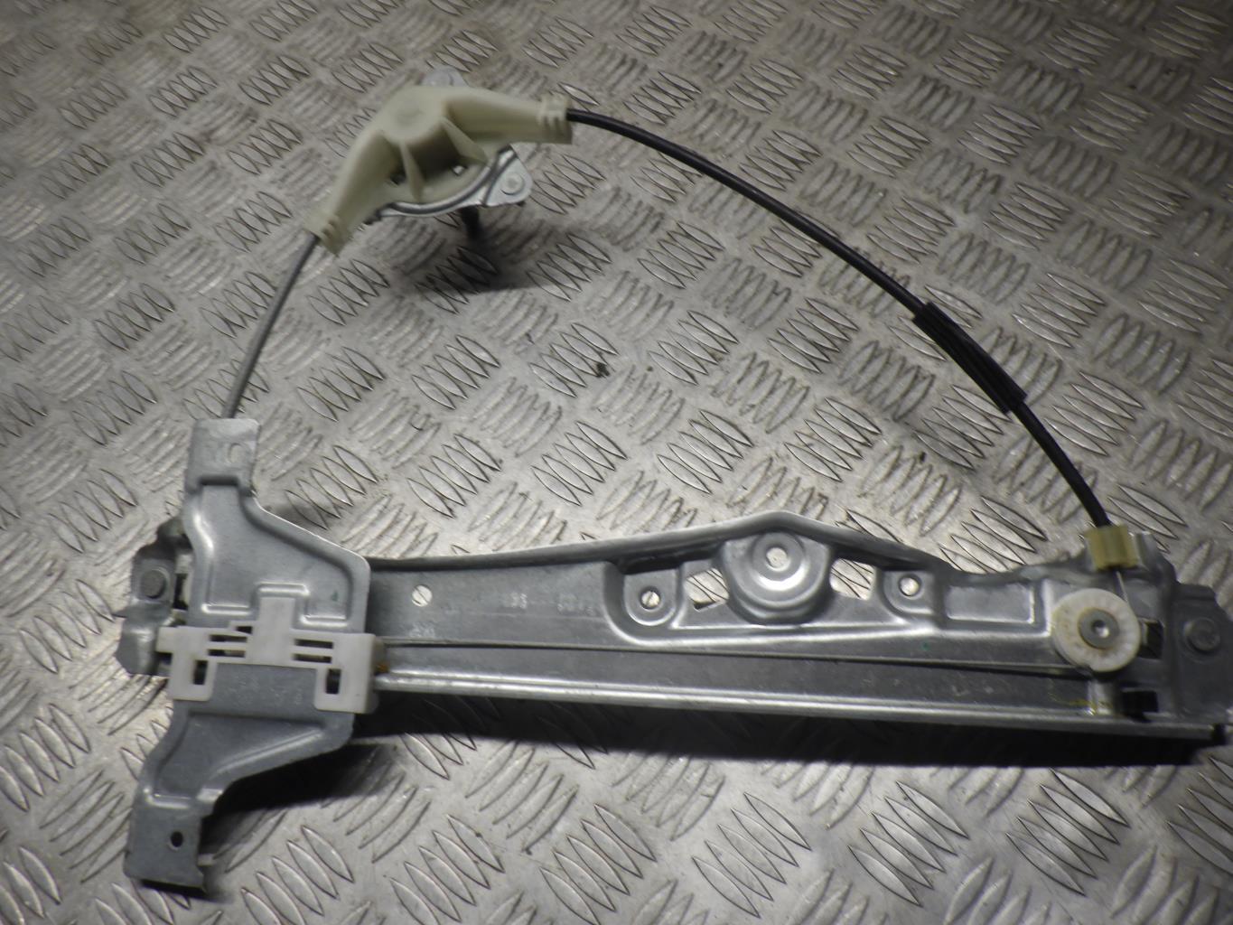 Alzacristalli manuale posteriore sinistro CITROEN C3 3 PHASE 1 Gasolina - 1