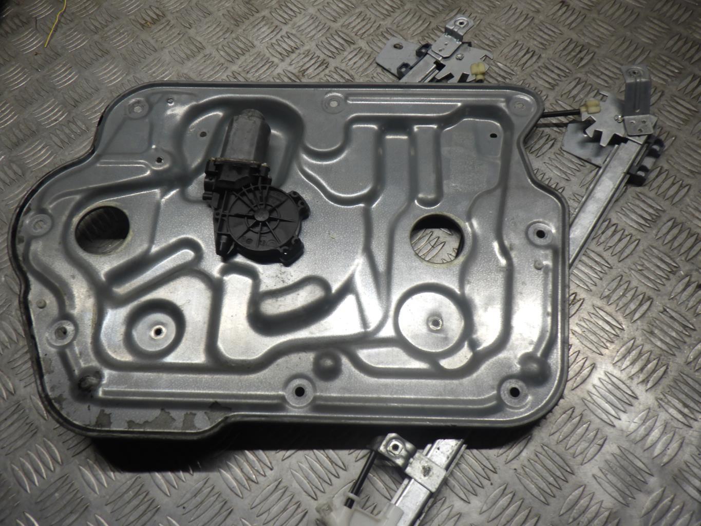 Alzacristalli elettrico anteriore destro NISSAN QASHQAI 1 PHASE 1  - 1