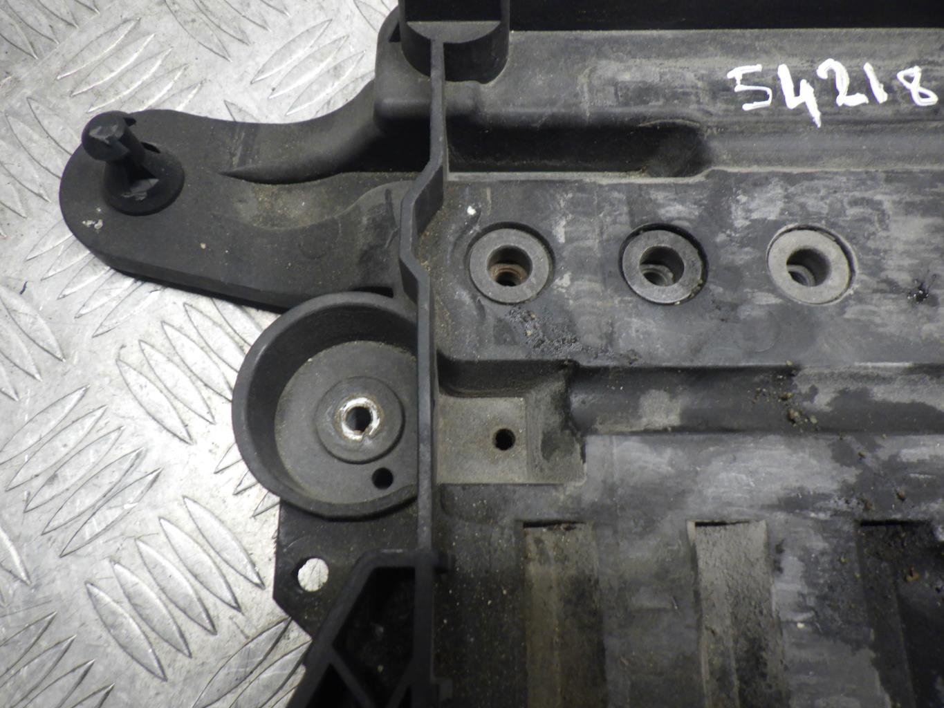 Coffre à batterie VOLKSWAGEN GOLF 7 PHASE 1 Essence - 1