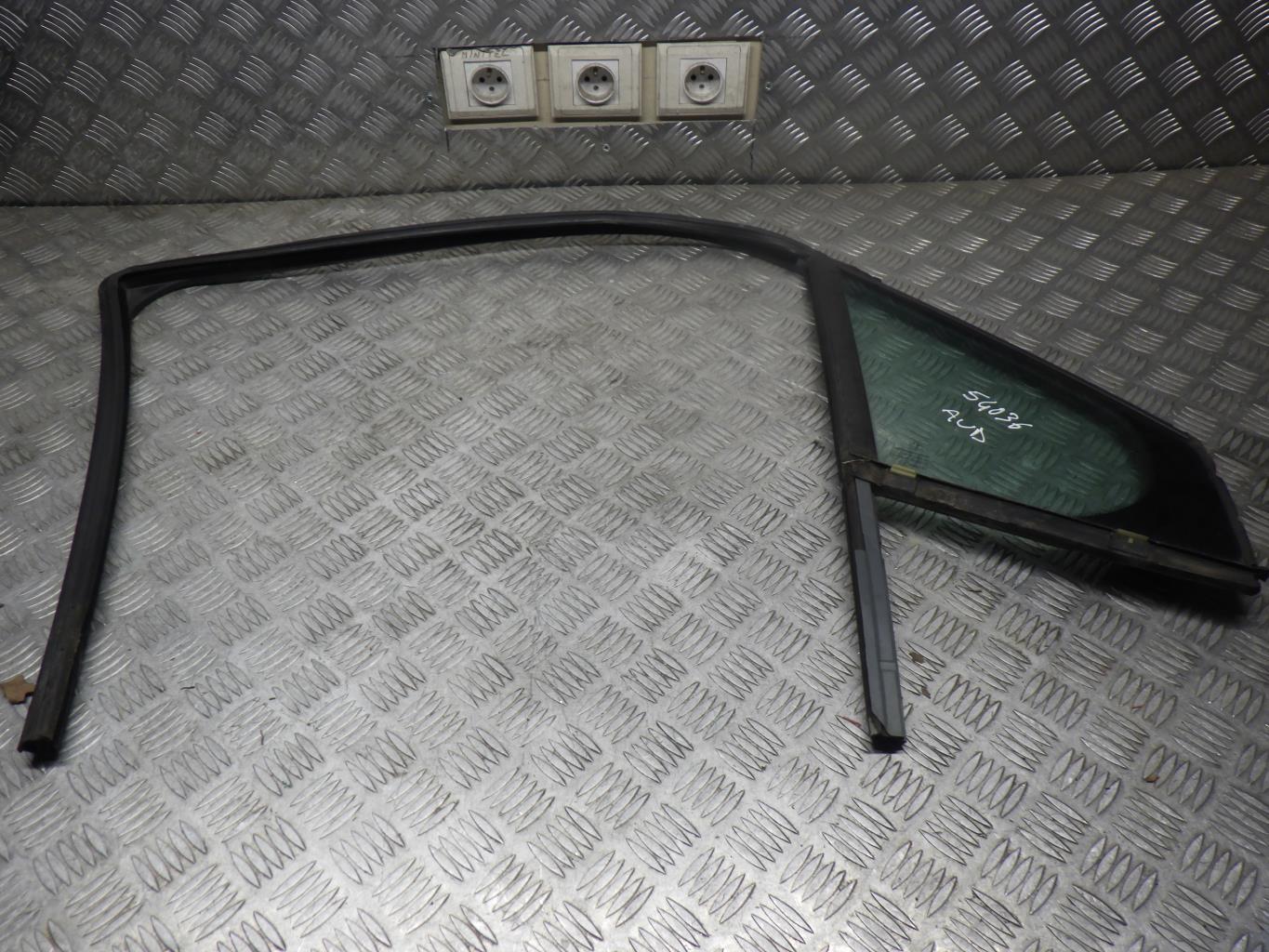 Vetro laterale fisso anteriore destro (portiera) PEUGEOT 308 1 SW PHASE 1 BREAK  - 1