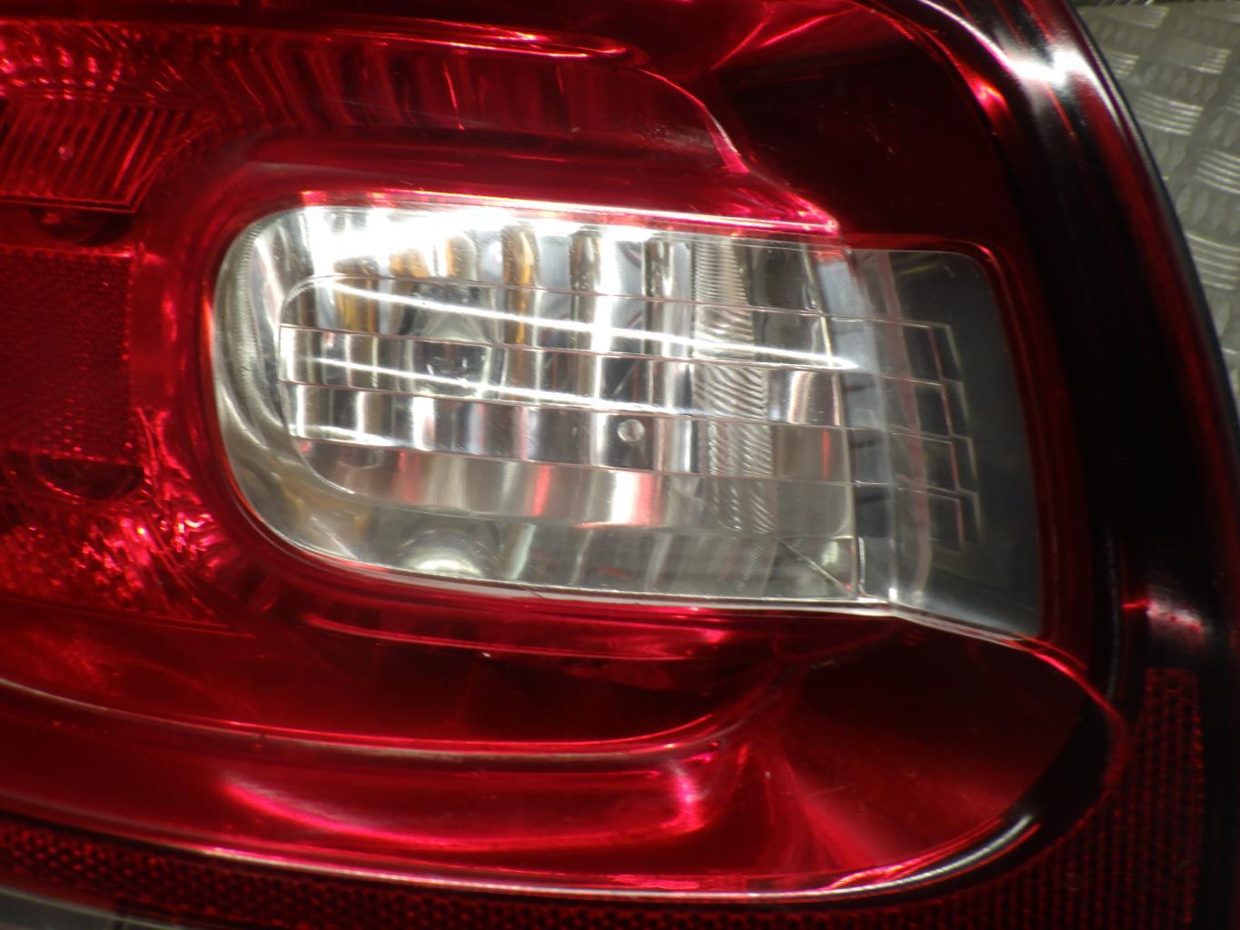 Fanale posteriore principale sinistro (luci) CITROEN DS3 PHASE 1 Diésel - 1
